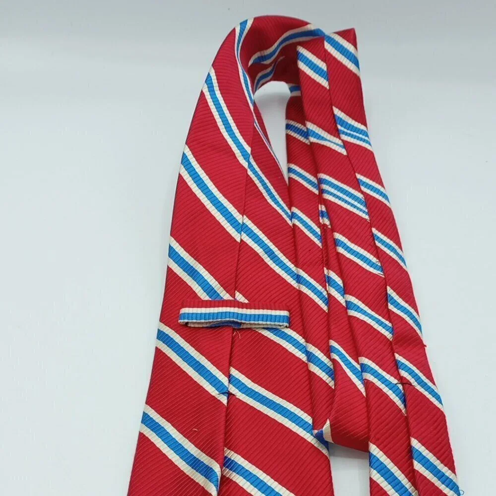 Land's End Tie 62